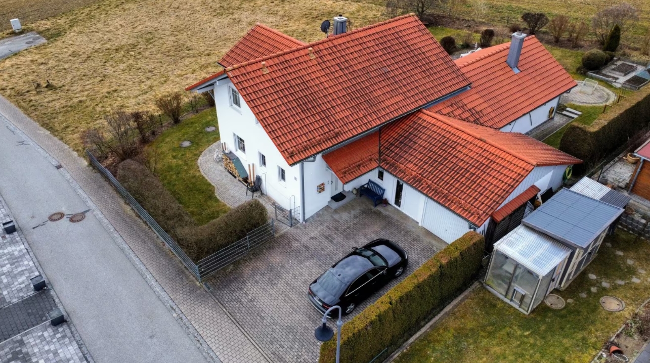 Familienfreundliches Einfamilienhaus in Siedlungsrandlage zum Kauf